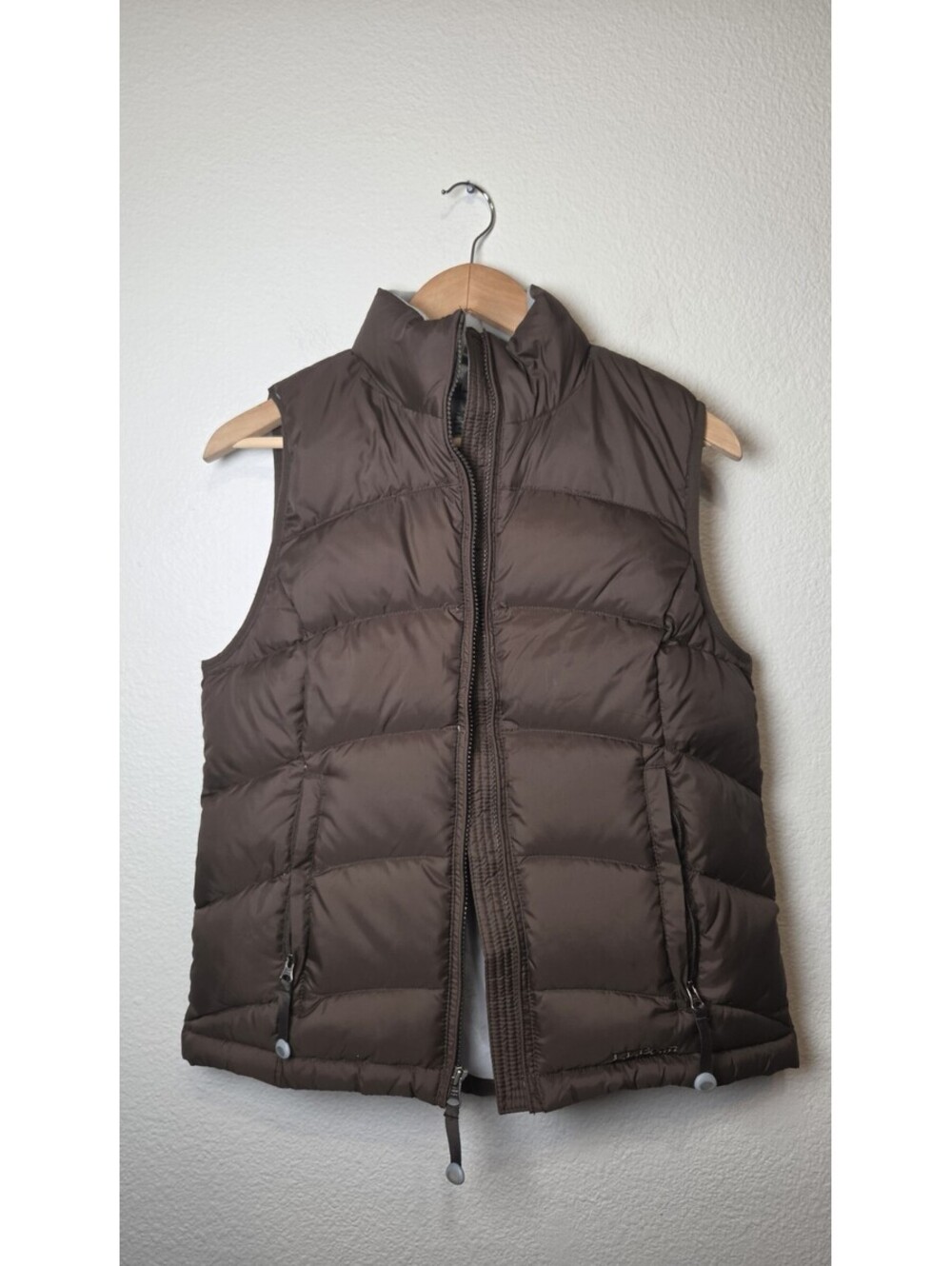 LL Bean Sleeveless Puffer Full Zip Vest Min 80% Goose Down Brown Women Sz XS
